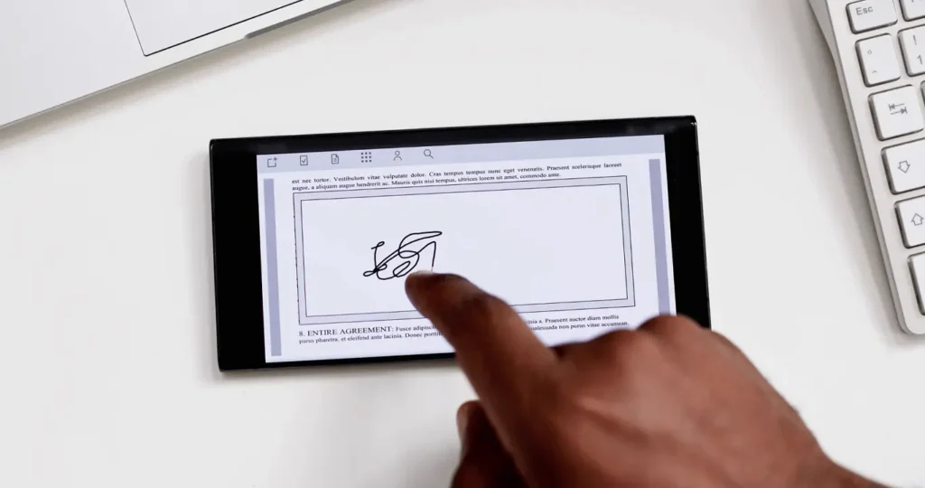 Digital signature on a contract online